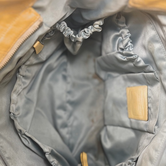 Y2k Coach Large Yellow Patent Leather Bag - Picture 7 of 10